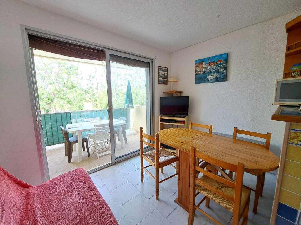 Appartement 2 pièces accès direct plage avec parking privé - FR-1-326-823 - 4