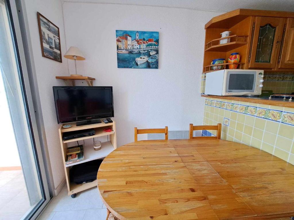 Appartement 2 pièces accès direct plage avec parking privé - FR-1-326-823 - 5