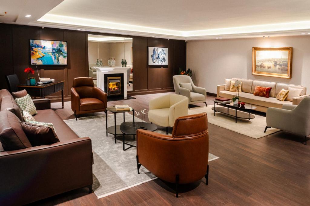 チェヤ レジデンス ニサンタシ (Cheya Residence Nisantasi) 共用ラウンジ/TVエリア