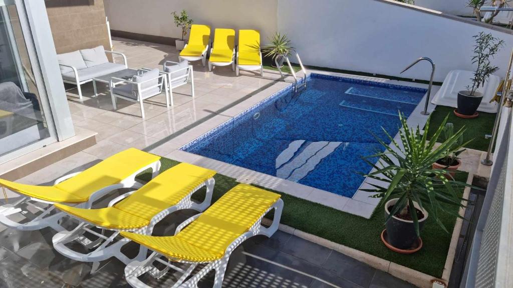 Modern Villa with Private Pool near Golf Courses - 2