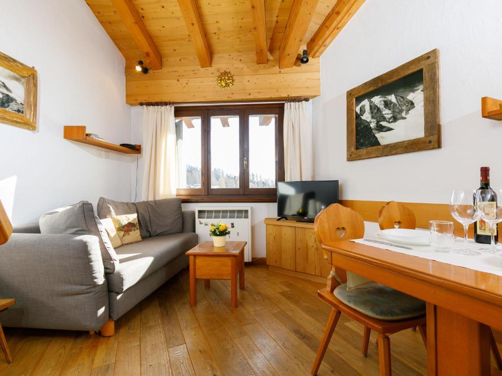 Apartment Residenza Chesa Margun 59-4 by Interhome - 2