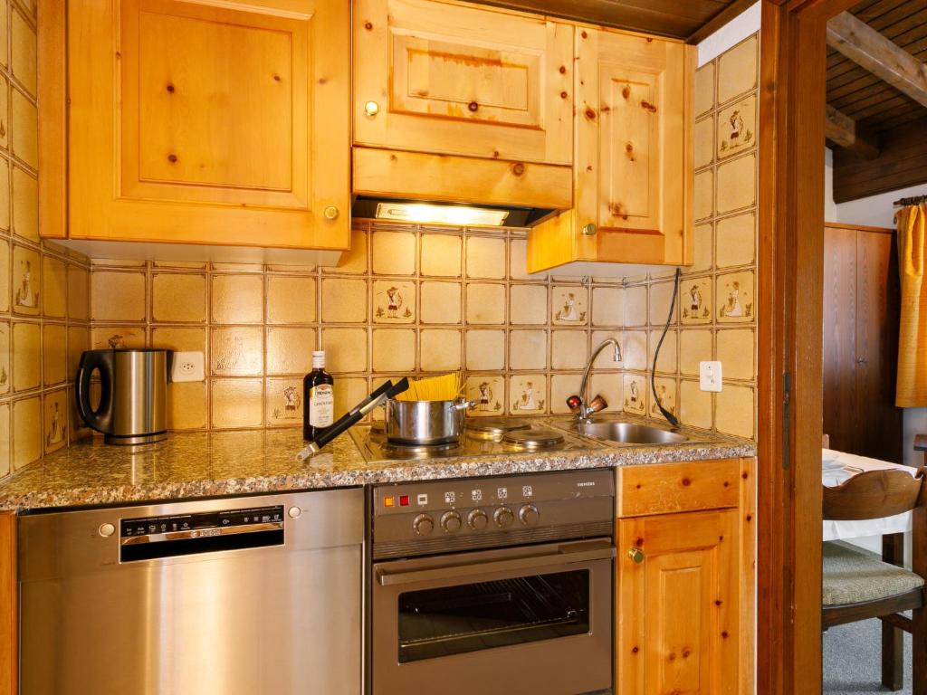 Apartment Residenza Chesa Margun 15-3 by Interhome - 4