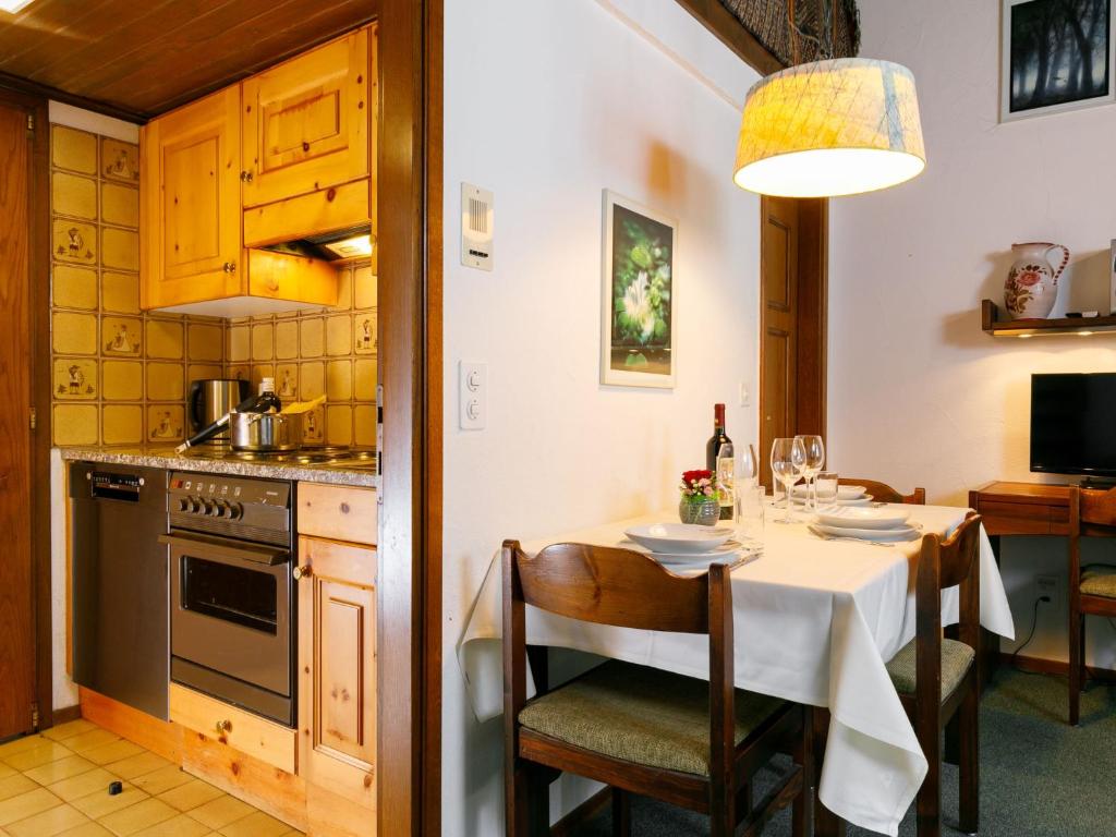 Apartment Residenza Chesa Margun 15-3 by Interhome - 3