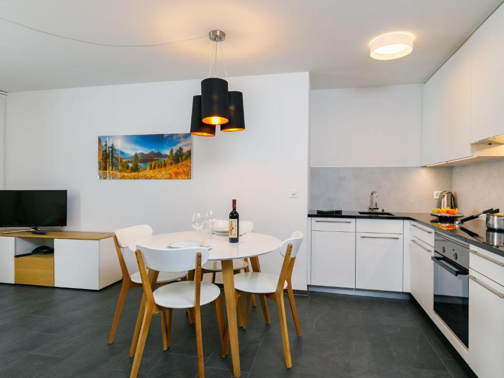 Apartment Residenza Chesa Margun 33-2 by Interhome - 3