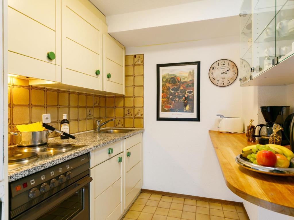 Apartment Residenza Chesa Margun 24-5 by Interhome - 3