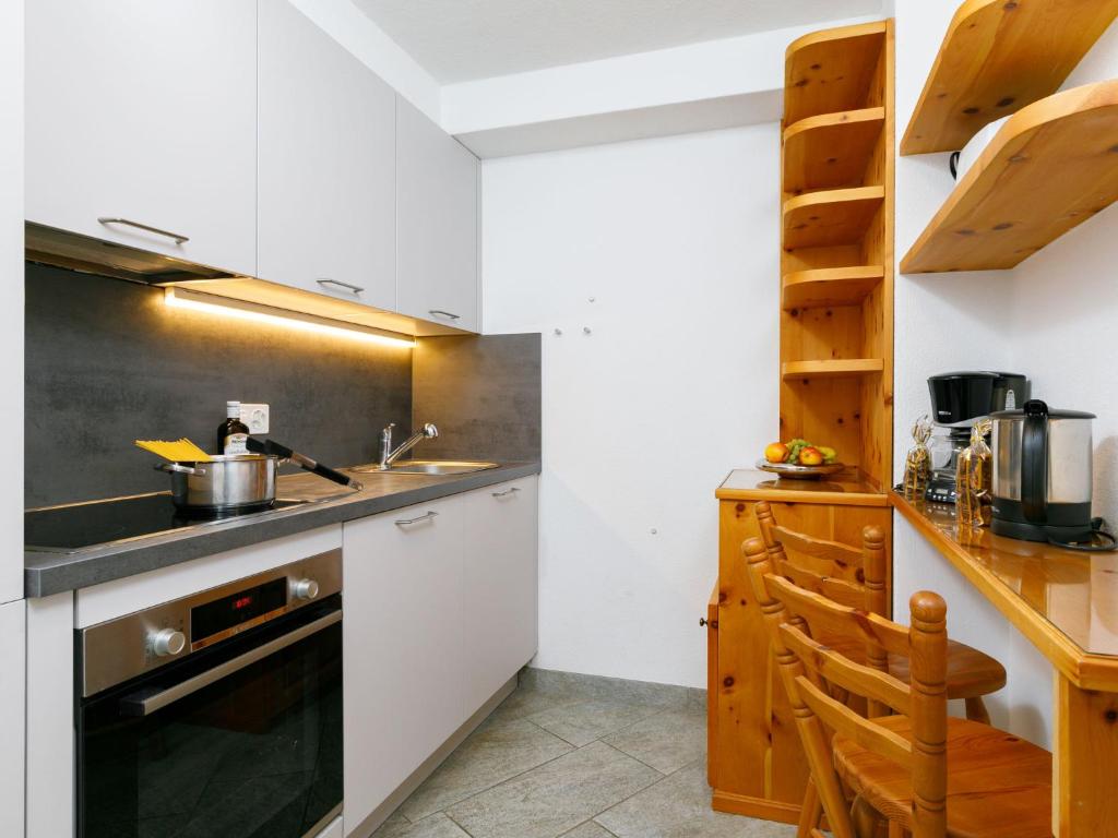 Apartment Residenza Chesa Margun 23-5 by Interhome - 5