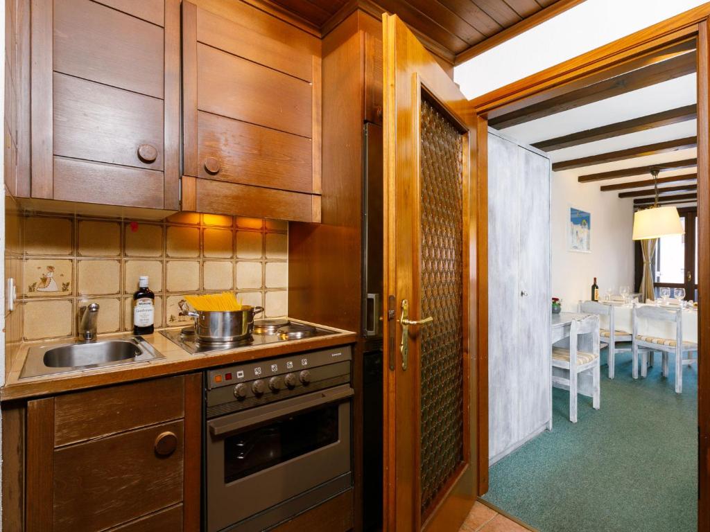 Apartment Residenza Chesa Margun 13-6 by Interhome - 4