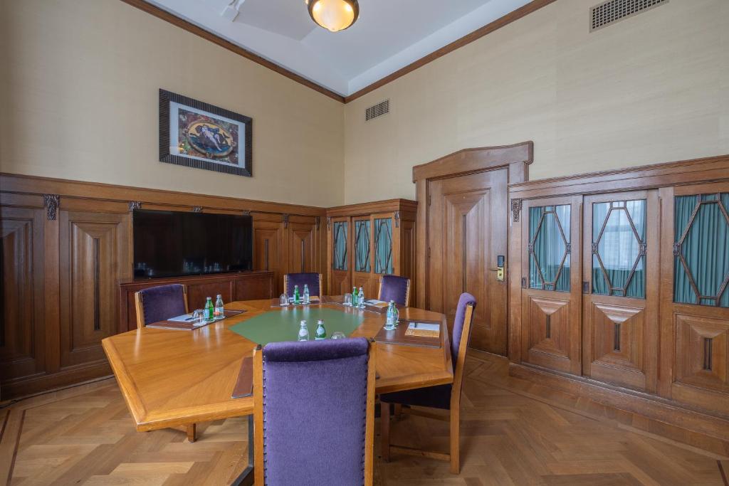 Meeting room / ballrooms