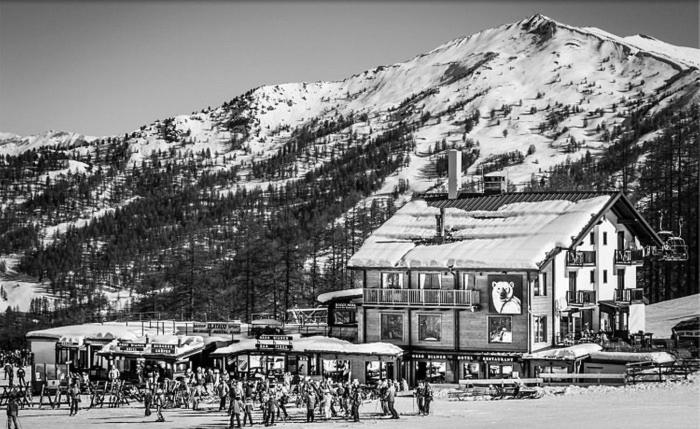 Orso Bianco Hotel & Chalet - 2
