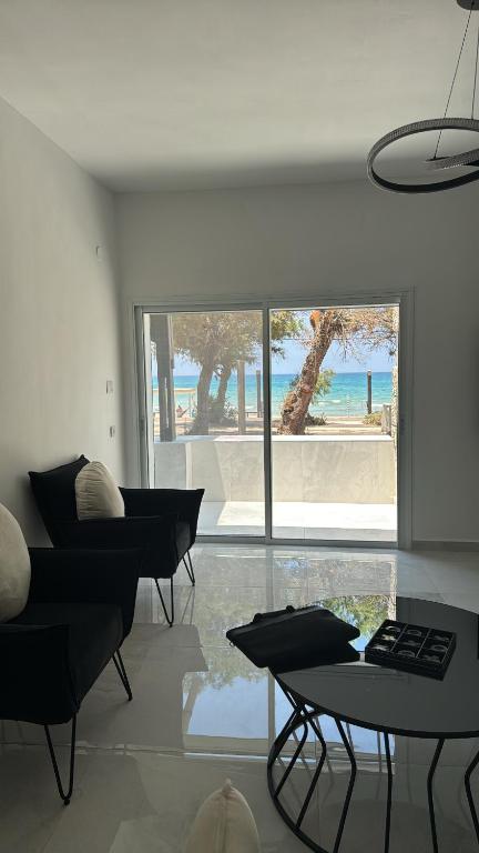 Ocean view suite, Haifa