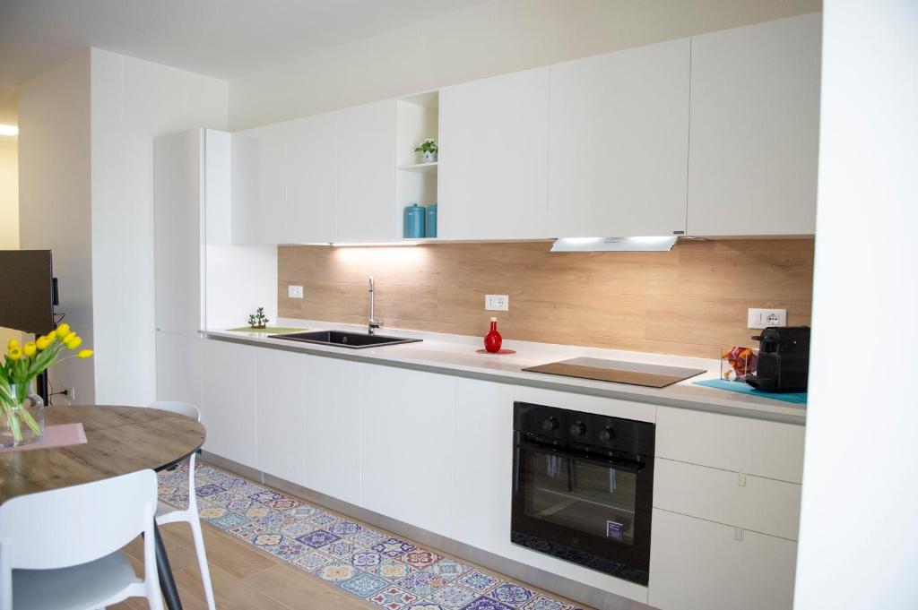 40 Apartment, Monopoli