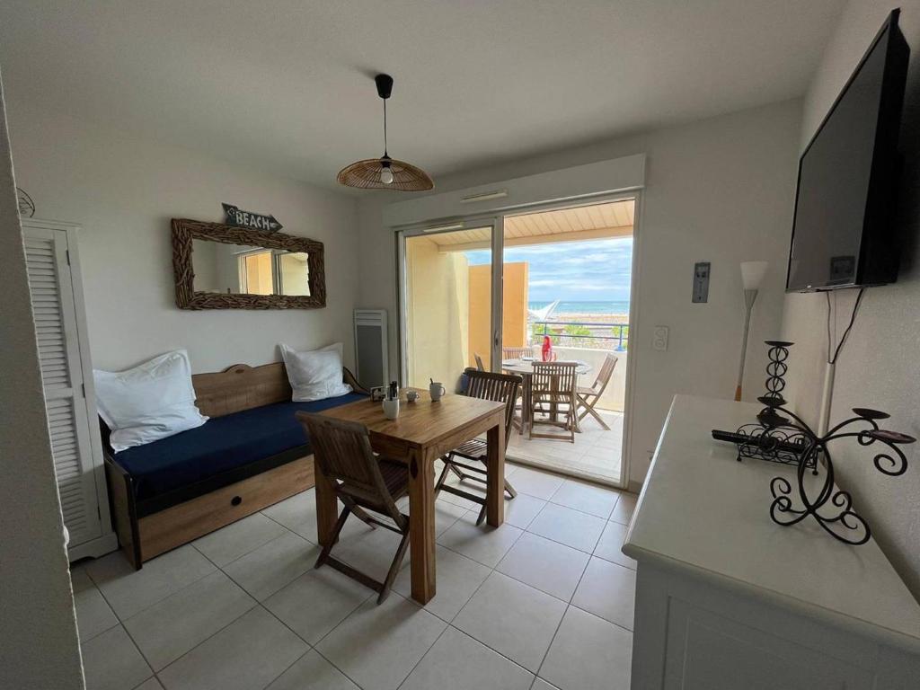 Studio face mer Saint Pierre La Mer 2BR203 - 3