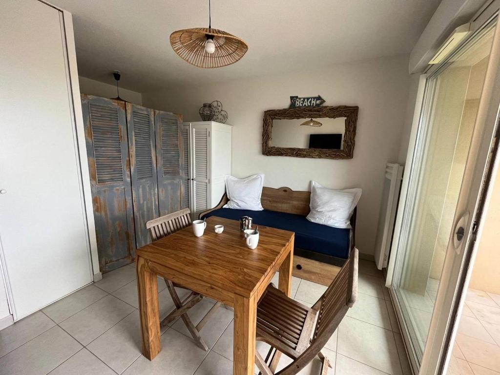 Studio face mer Saint Pierre La Mer 2BR203 - 4