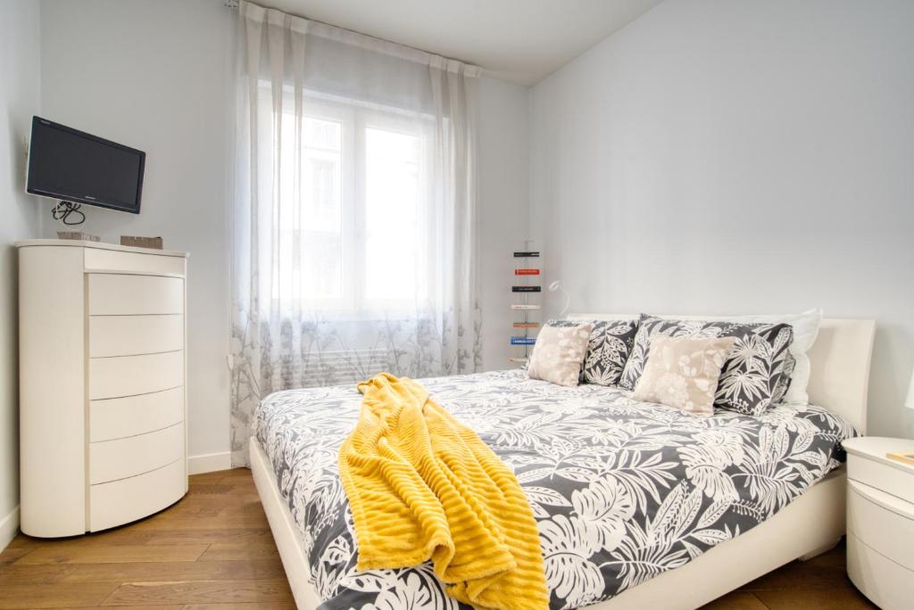 GuestHost - White Flat bilo di design De Angeli - 4