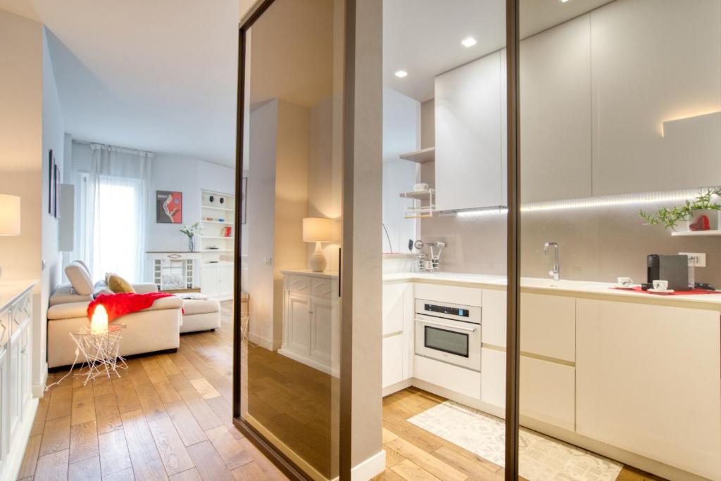 GuestHost - White Flat bilo di design De Angeli - 5