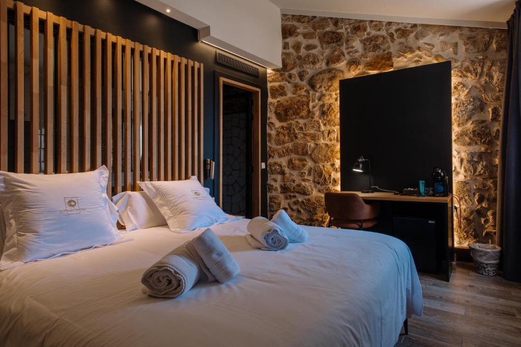 Pou by Seaward Suites, Villajoyosa