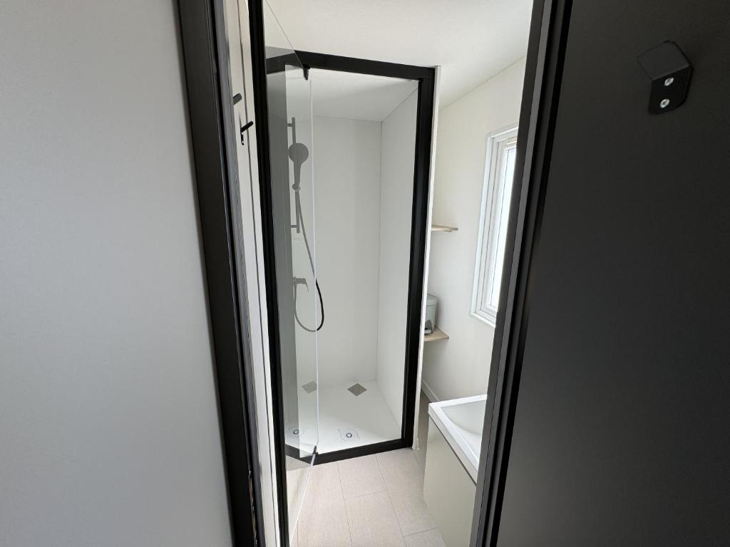 Le Laurier, mobil-home climatisé avec vue sur mer - 2