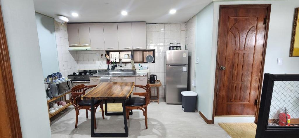 Ara house
