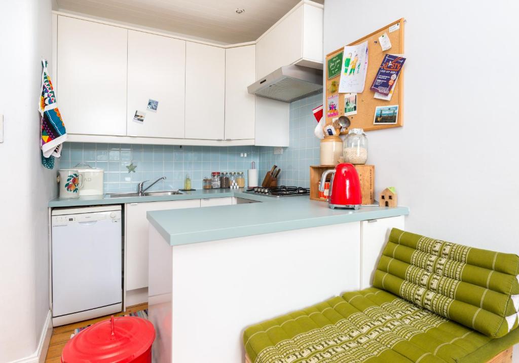 King's Road - 425 photo 5