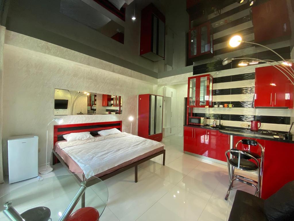 Little Nest, Tbilisi