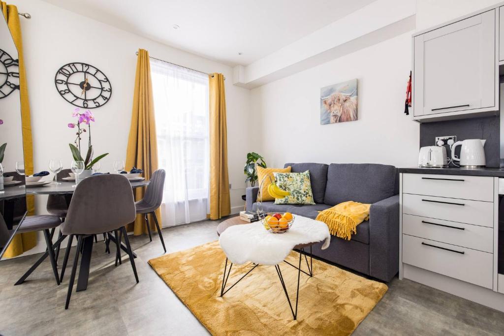 Wild Roses Serviced Apartments - Chelsea, Лондон