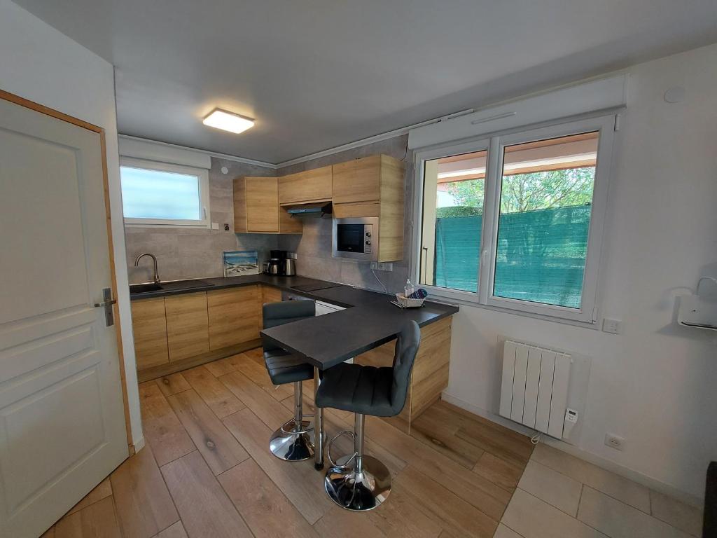 Rare, cosy studio terrasse au coeur de St-Jorioz - 3