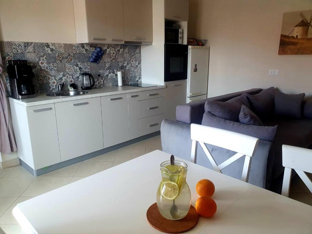 Summer Apartment Petrovac - 1