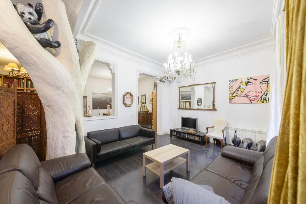 GuestReady - Madrid's Stylish Escape - 5