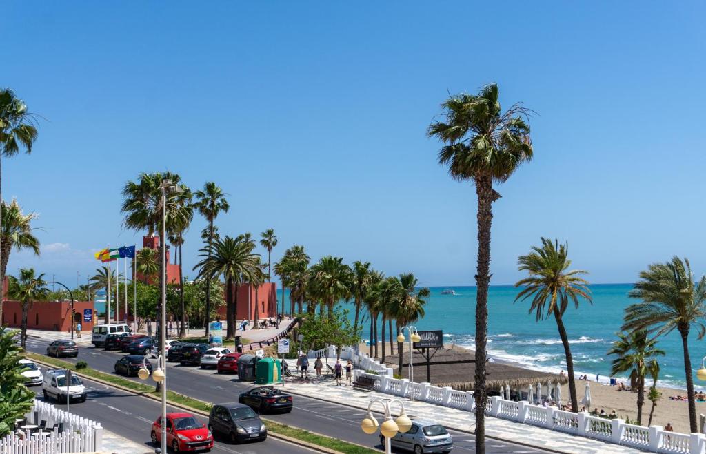 Boutique Flat Sea Views - 4