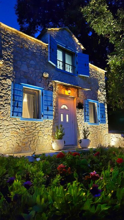 Kuća za odmor LAVANDA II, Drvenik