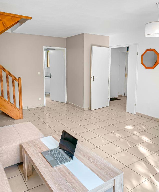 Limoges, résidence fermée, 3 chambres, piscine, parking, 6 pers - 5