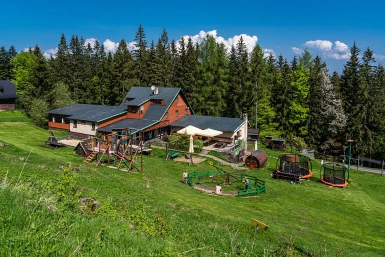 Bačkárka - horská chata, hotel in Makov