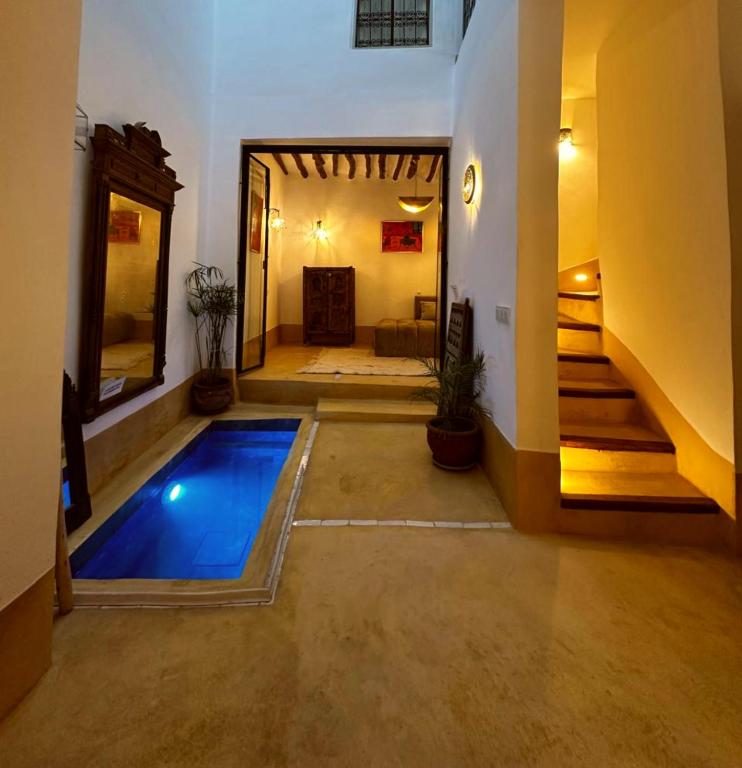 Little 24, Marakéš