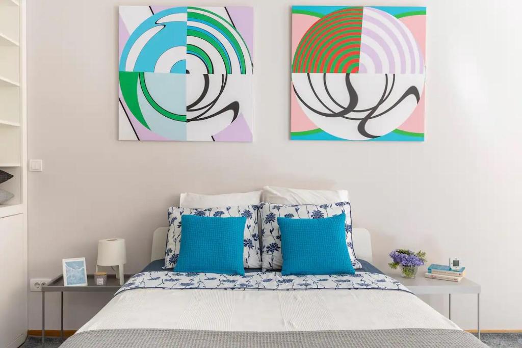 3 Steps from Center - 1