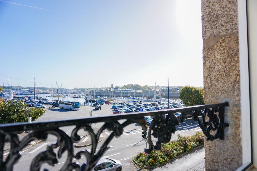 -PORTO- Elegant T3 avec vue sur la ville-close, Concarneau
