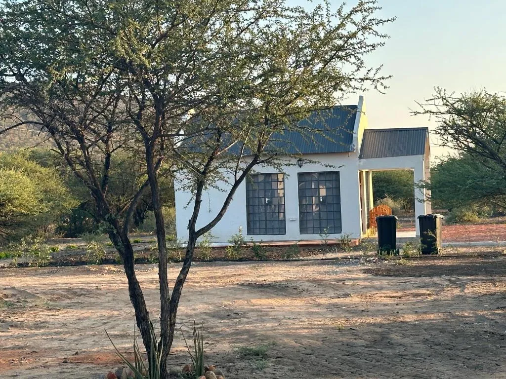 Leropong Manor, hotel in Mahalapye