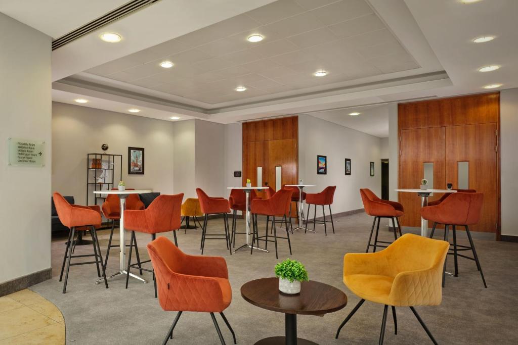 シェラトン・ヒースロー・ホテル (Sheraton Heathrow Hotel) 会議室