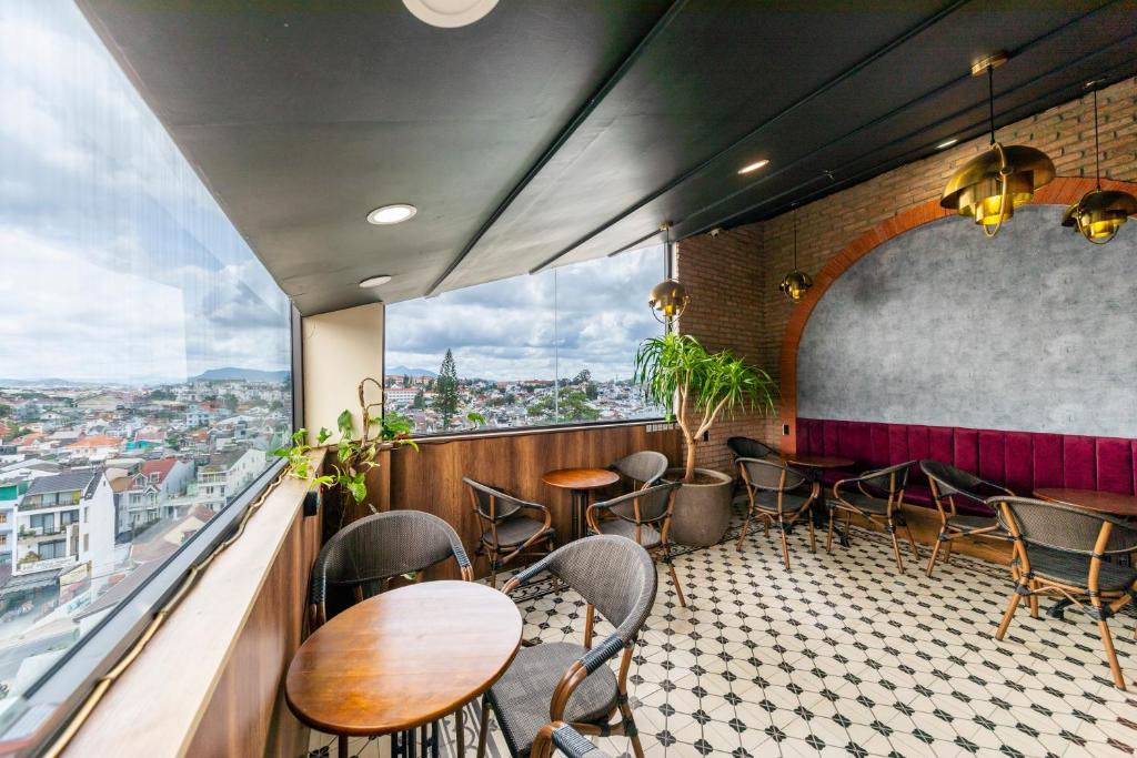 the BRICK HOME dalat