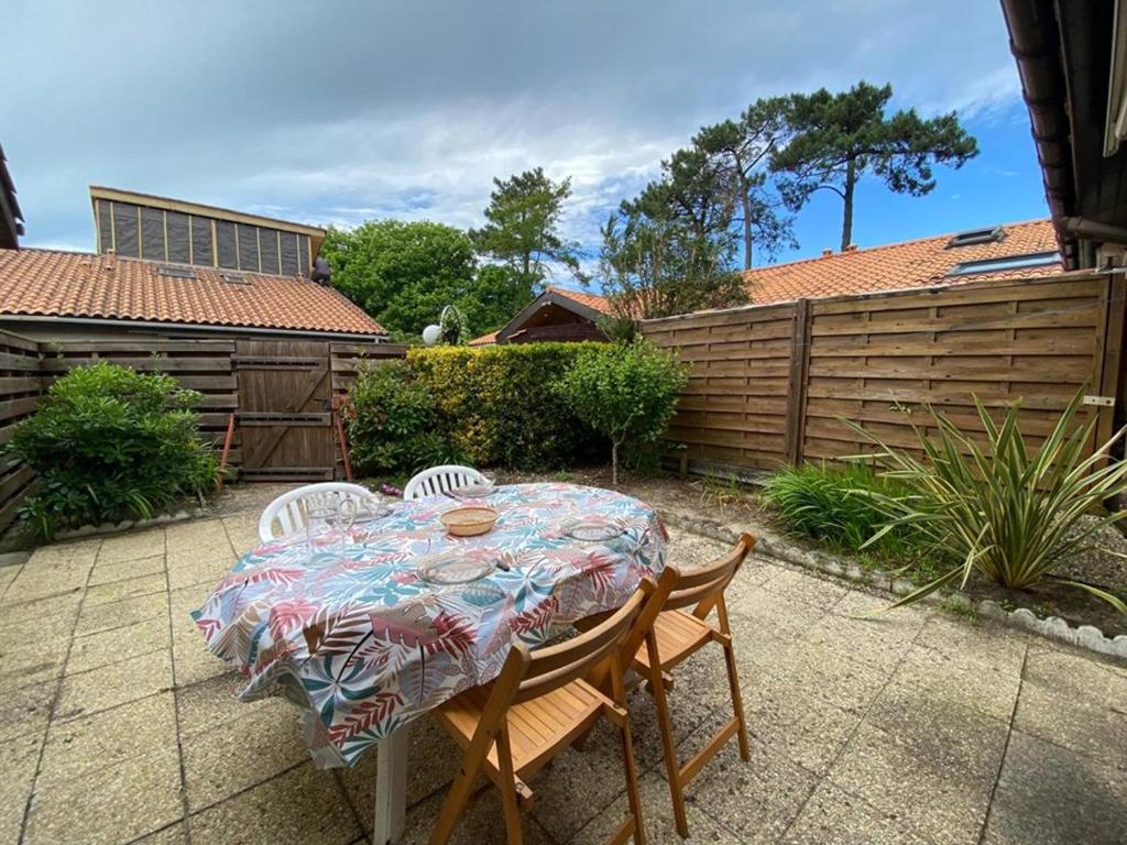 Villa rénovée avec grande terrasse, 5 pers, Capbreton - FR-1-413-164 - 1