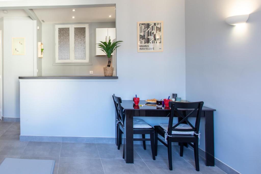 L12 Staywiz us - Port window 1Bedroom Wifi 5mins beach & Nice's Cap - 2