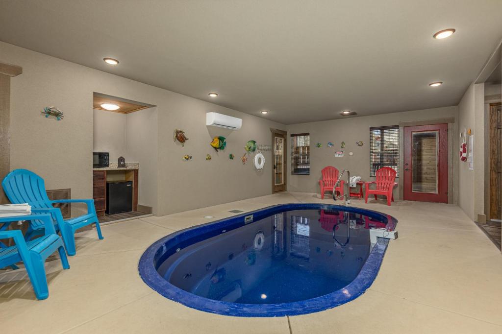 Wet and Wild by Eden Crest, Gatlinburg