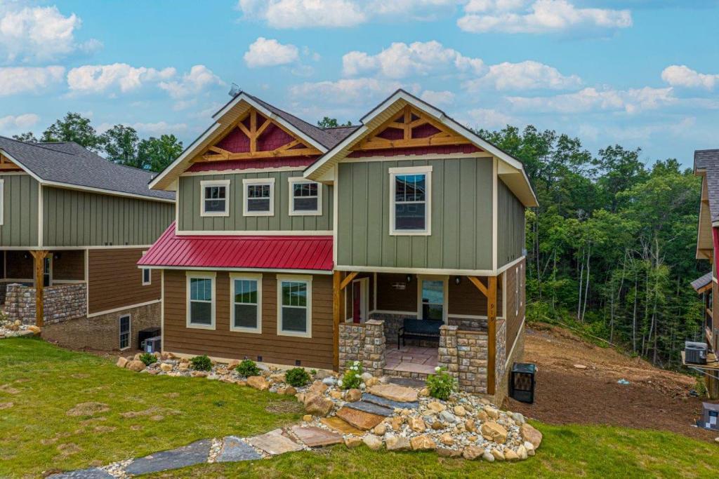 Almost Heaven by Eden Crest, Gatlinburg