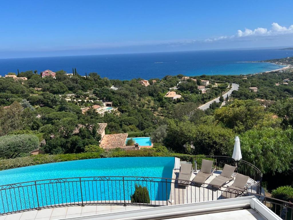 Villa Vue Mer Exceptionnelle 5 Chambres, Sainte-Maxime