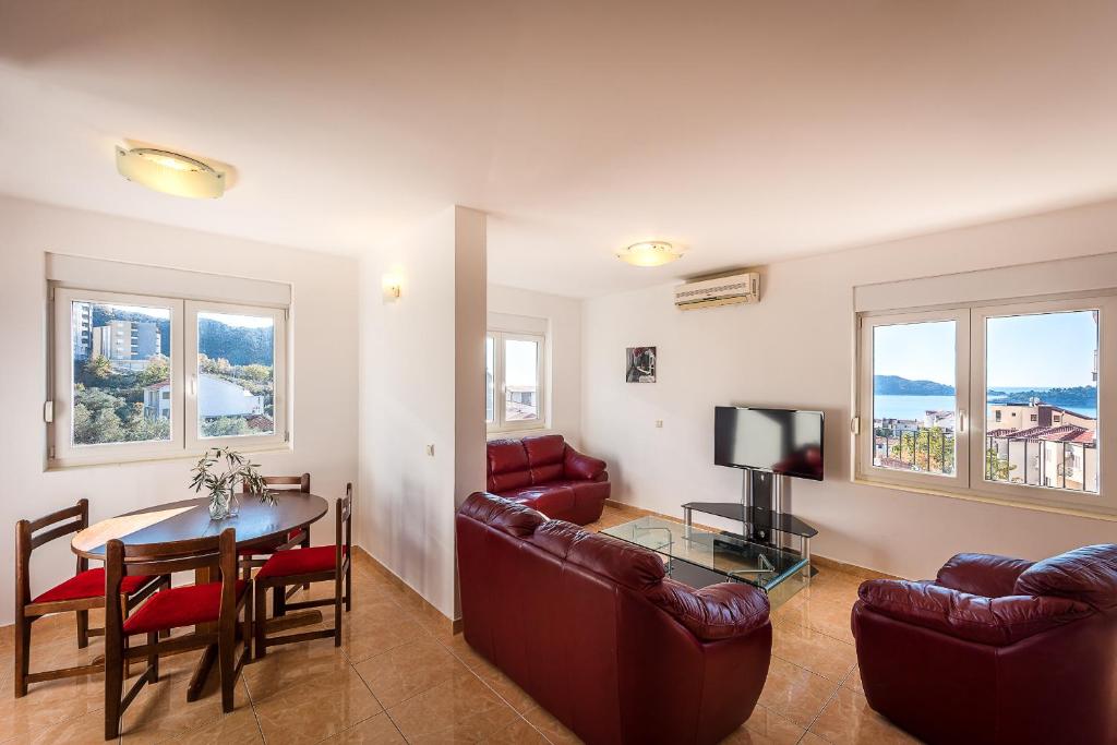 Apartments Sunny Family - 5