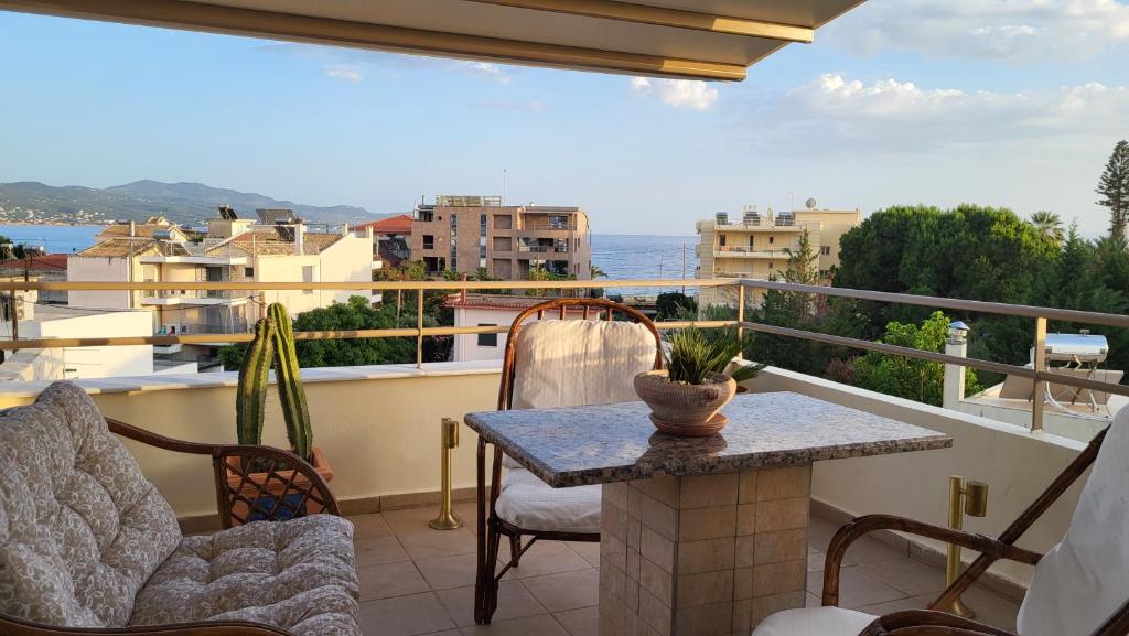 Vivere Terrace Seaside Kalamata, Faraí