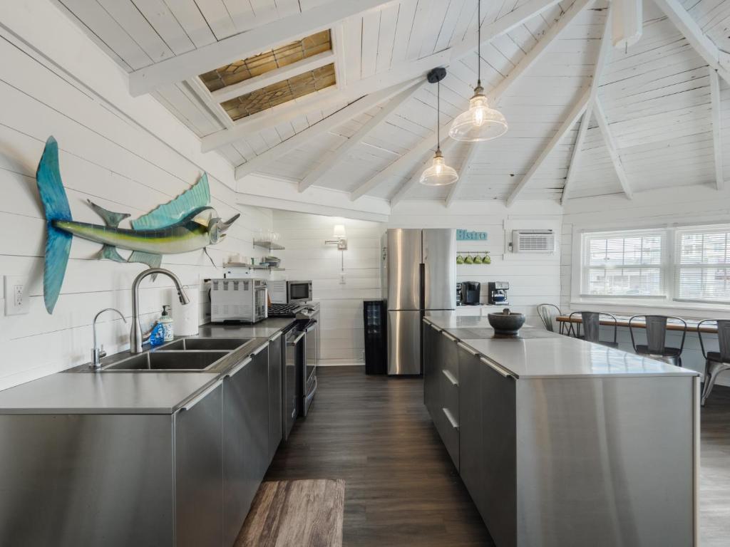 Toes in the Sand, Carolina Beach