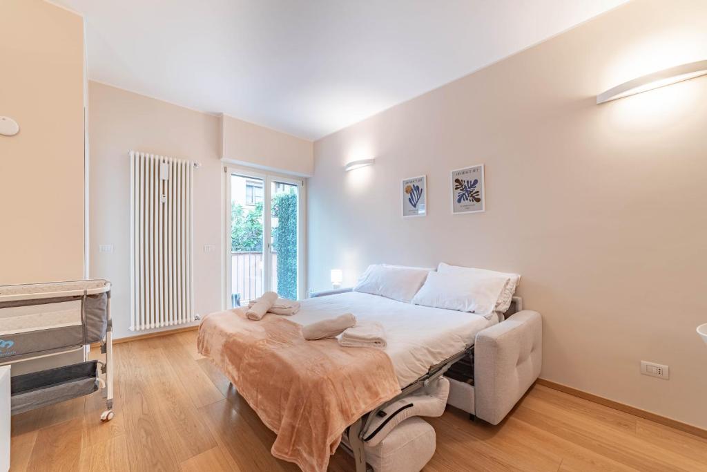 500 m from Corso Sempione, Close to Metro M5 - 3