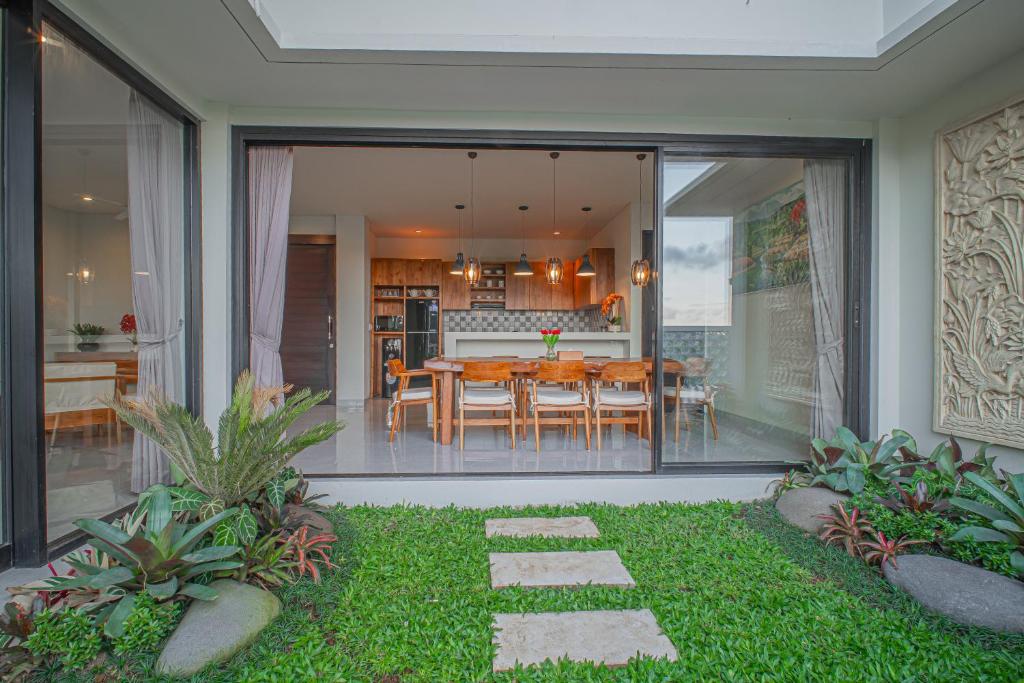 Mahadewi Sunset Villa