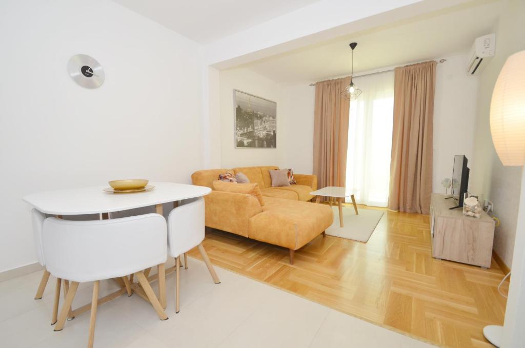 Discovery Point Apartments - 4