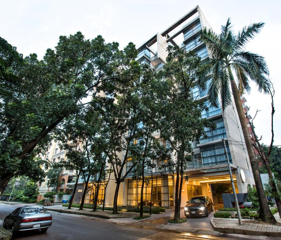 Space Hotel and Apartments — Hotel in Dhaka